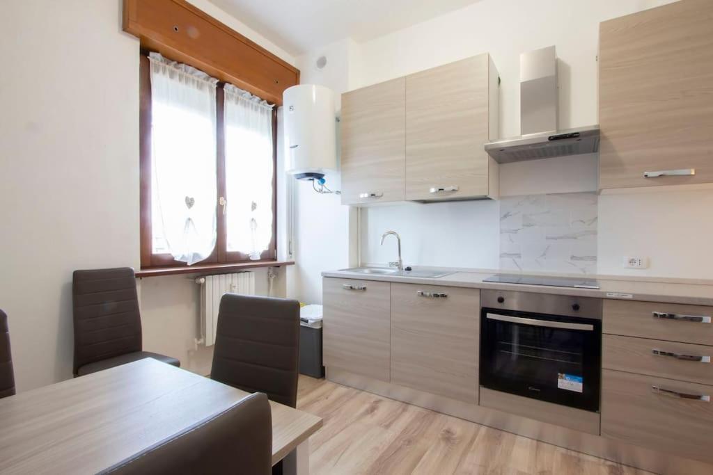 Senago'S Home - 15 Minuti Rho Fiera Buitenkant foto